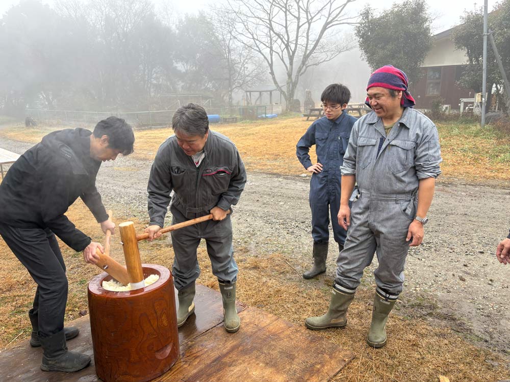 餅つきの様子