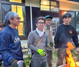 BBQ設営準備。先輩方や南沢会委員メンバーに助けられました